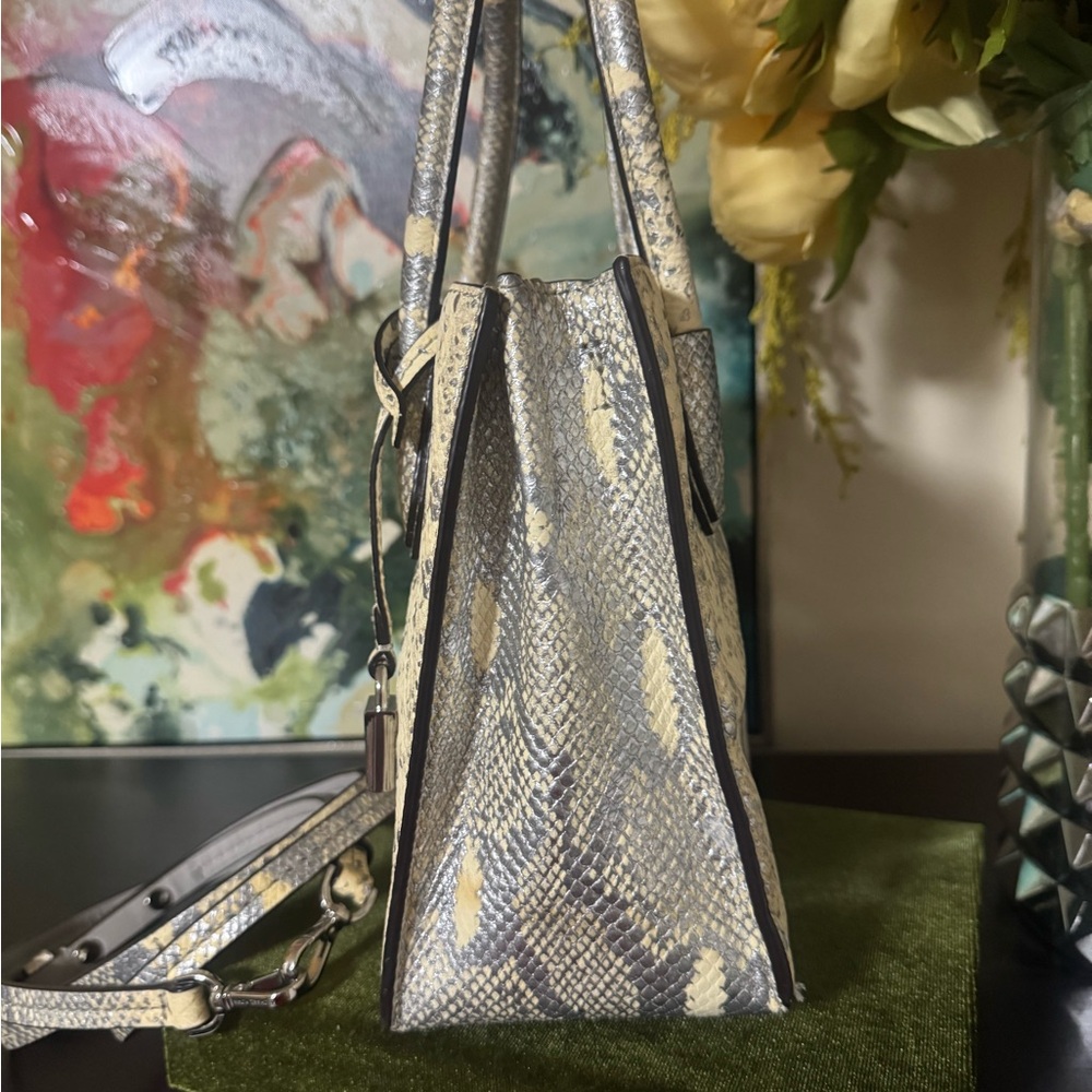 Michael Kors Elegant Snakeskin Crossbody Handbag / NWOT - Picture 2 of 9